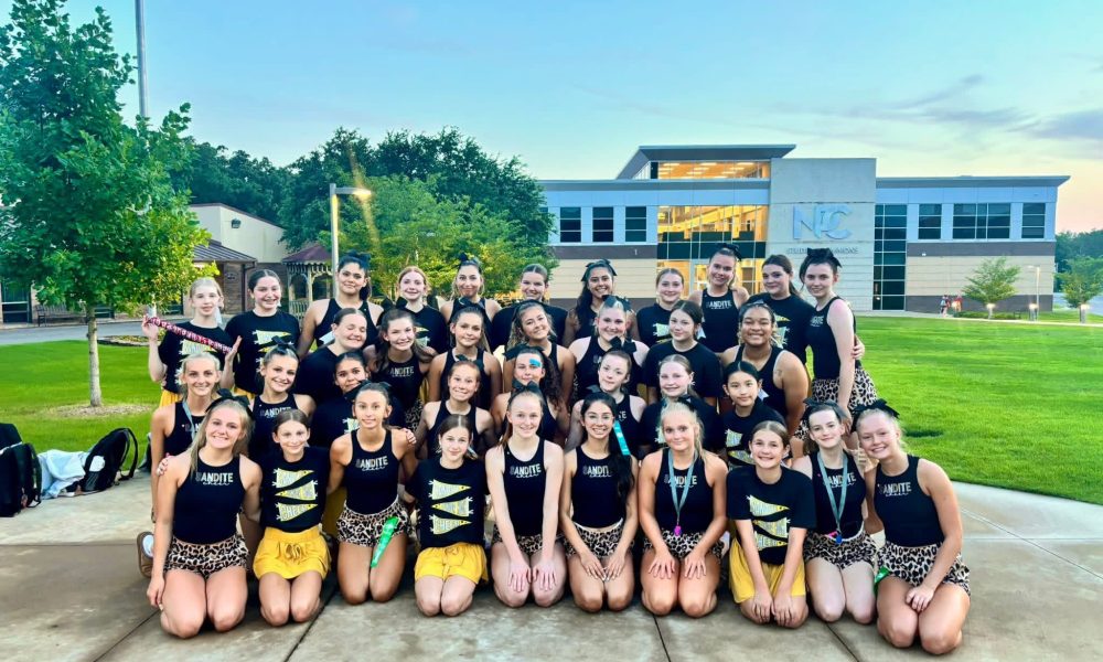 Sand Springs Athletics | Sand Springs Cheer Team Preview - Presented by Parker Plastics Inc.
